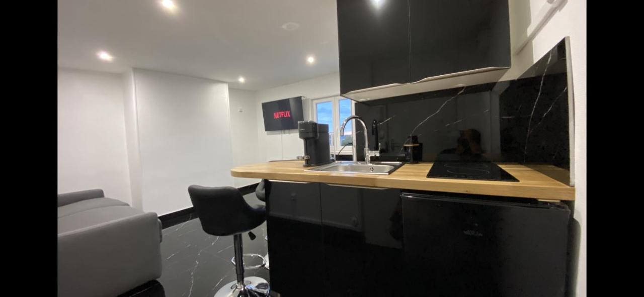 Bella Vita - Studio Tout Equipe - Tv Netflix - Centre Ville 100M- Gare 50M - Basilique 200M Лизьё Экстерьер фото